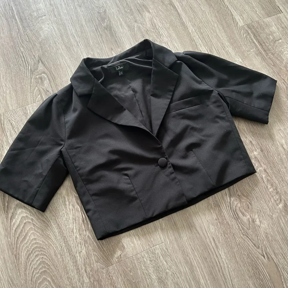 Lulus Posh Company Black Cropped Short Sleeve Blazer - Size XS